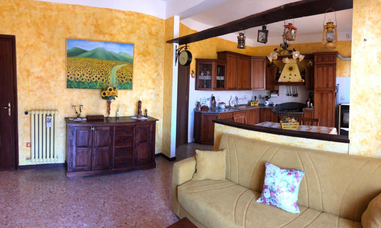 La Casa Di Marco Apartment Империа Екстериор снимка