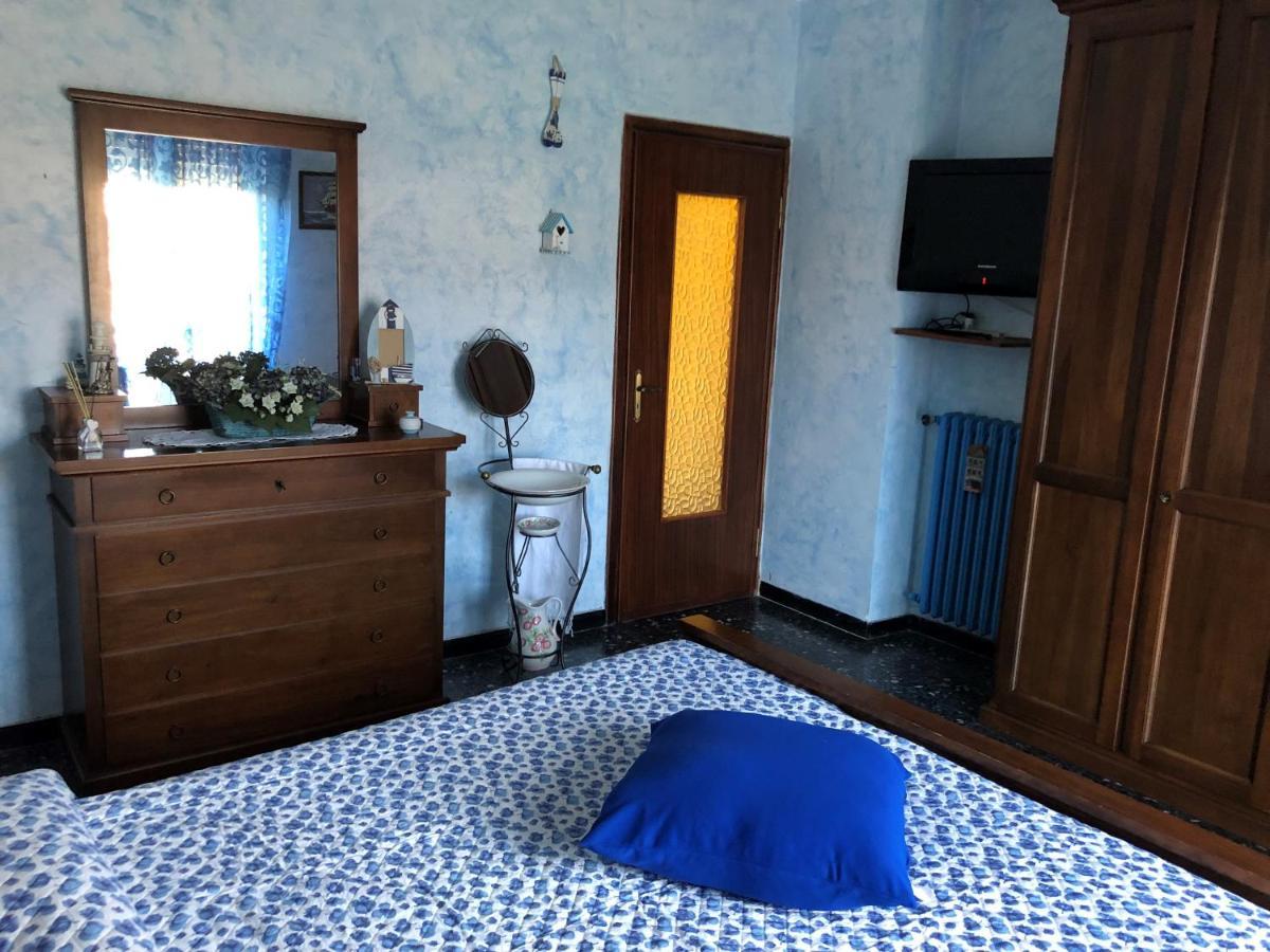 La Casa Di Marco Apartment Империа Екстериор снимка