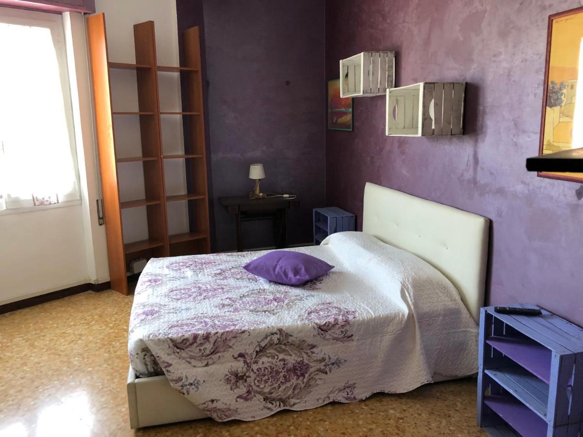 La Casa Di Marco Apartment Империа Екстериор снимка